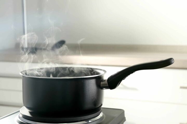 Why Does The Handle Of The Saucepan Get Hot When It S On The Stove Upgraded Home