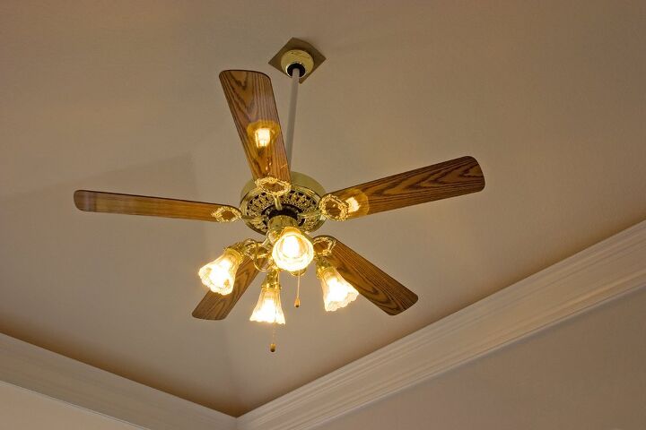 Ceiling Fan Light Flickers Possible, How To Change A Light Fixture Fan