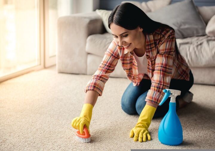 How to Get Mildew Smell Out Of Carpets