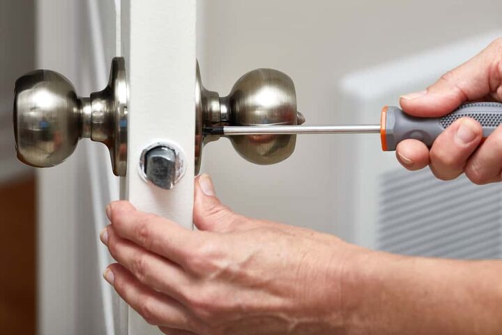 How to Remove a Schlage Door Knob