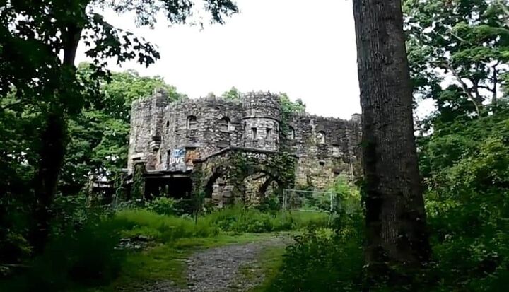 abandoned castle in connecticut