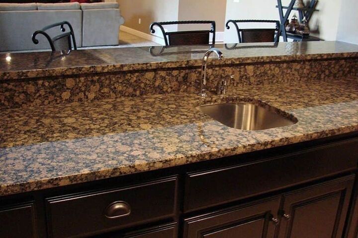 With Baltic Brown Granite, What Color Cabinets Go With Dark Brown Countertops