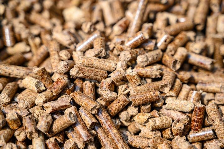 Can You Use Traeger Pellets in a Green Mountain Grill? 