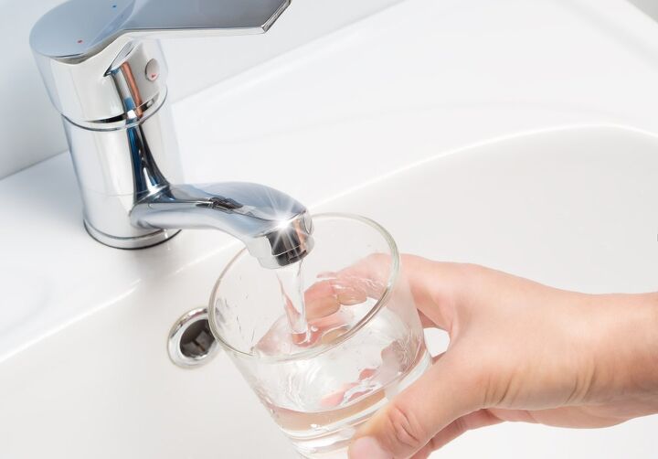 is it safe to drink bathroom sink water